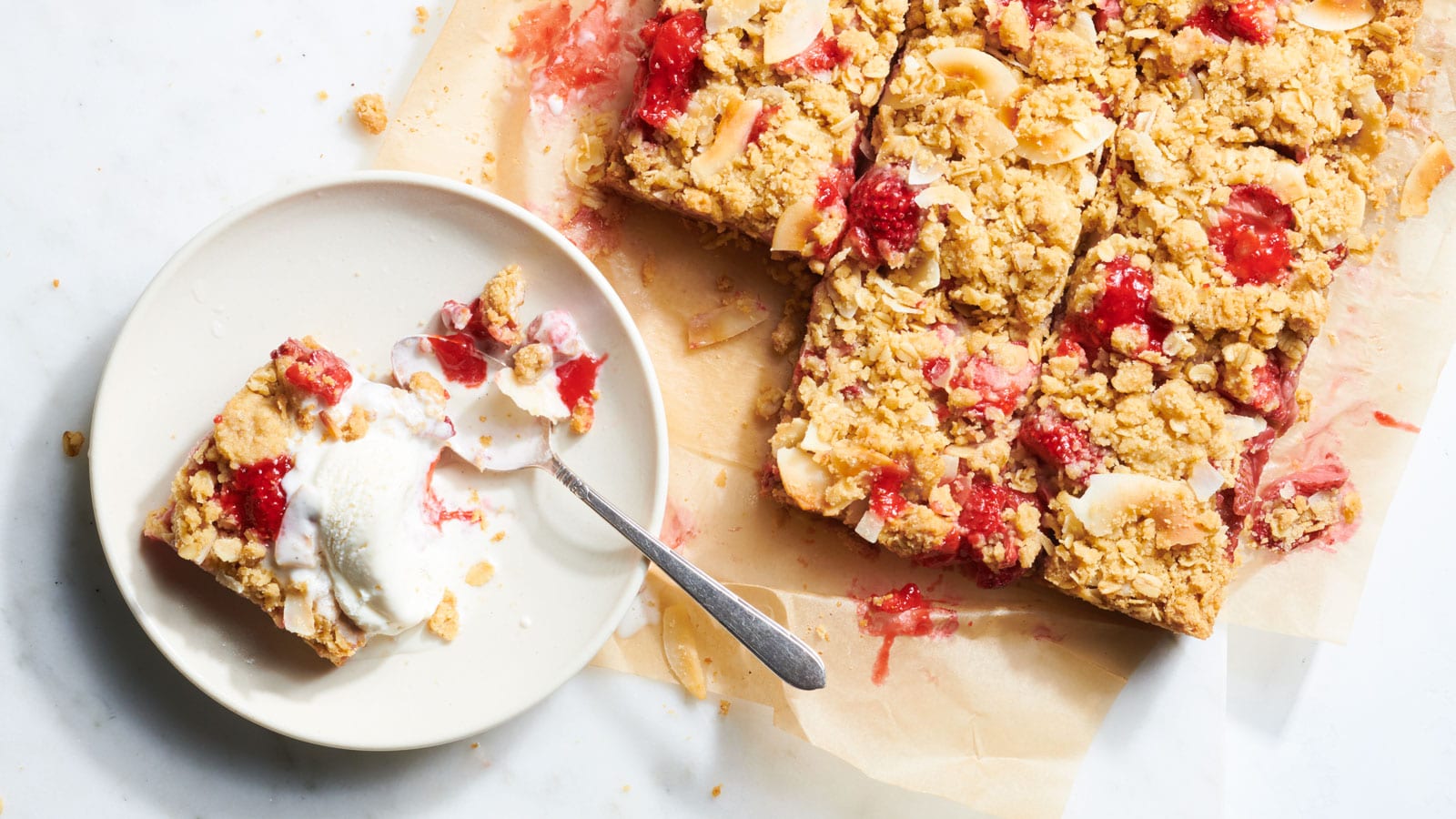 Strawberry Oat Bars