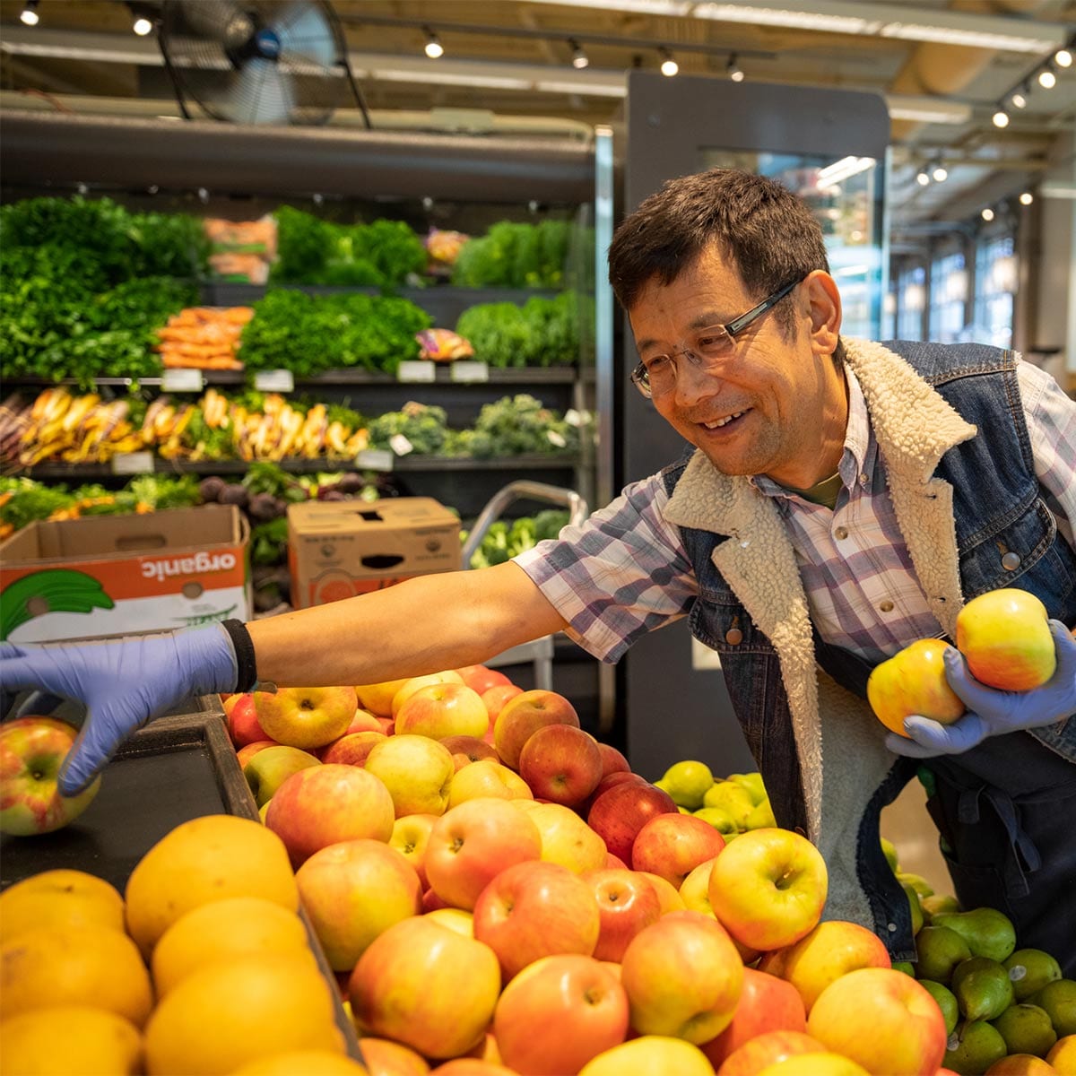 Thinley stocking apples