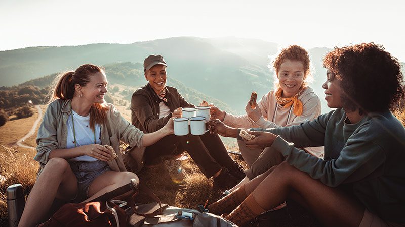 Trail nutrition: Simple foods and drinks for summer hikes